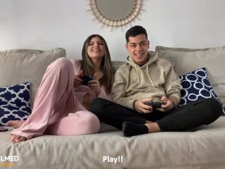 642578484cb98 My stepsister and I betted a blowjob playing video games
