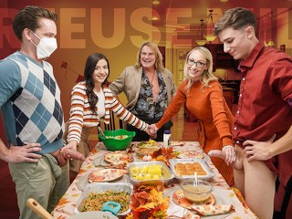 6560e9c821d3b Thanksgiving Is A Time When Family Cums Together, & This Holiday Season, Things Will Get Rowdy