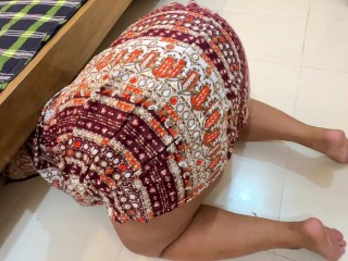6752e79c9b051 Egypt Beautiful Big Ass & Tight Pussy Hot Stepmom Stuck Under Bed Then She Want Rough Anal From Me!