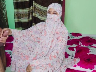 68389ff949088 Desi Wife in Burqa Shares Intimate Moment on Bed