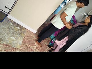 687d0b8006f3e My Sister doesn't know that her best friend is in my room!