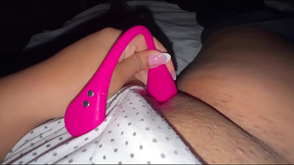 Watch me masturbate before going to work — video thumbnail