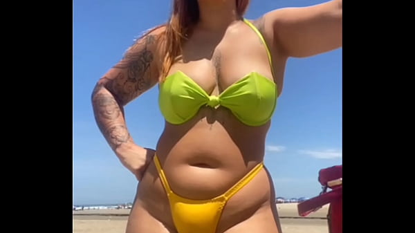 video.ohdodfk4618 Today I feel like sucking a lot of cocks on the beach