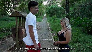 video.ohemvlk562b I fuck a stranger in public and he cums in my mouth... I hope no one saw us! Naty Delgado