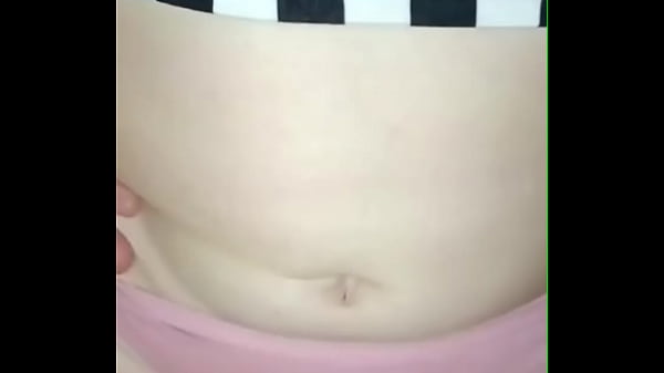 video.ohfkpave7ca चुपके से मेरे सबसे अच्छे दोस्त की माँ को चोदते हुए बाकी सब सो रहे हैं, चूत