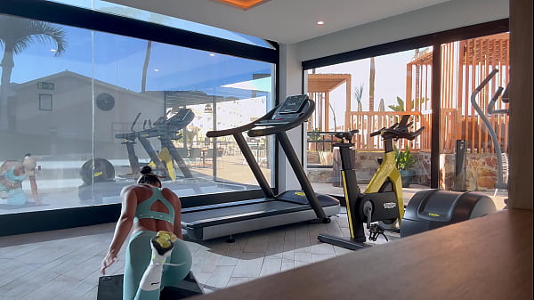 Fit Teen Bubble But Fucks her Personal Trainer after the Gym — video thumbnail