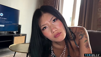 video.ohlkieke586 He caught his chinese step sister sending nudes!