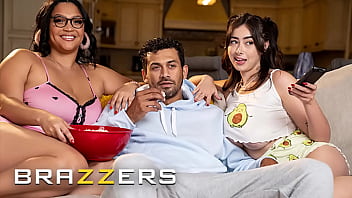 video.ohtekvb82d9 BRAZZERS - Ashlyn Peaks & Chloe Surreal Invite Their Crush For A Movie Night But Soon Turns To A Steamy Threesome