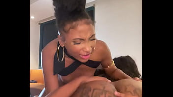video.ohuddlvd1d0 Party with pornstars threesome