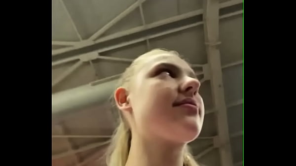 My trainer fucking me in the gym — video thumbnail