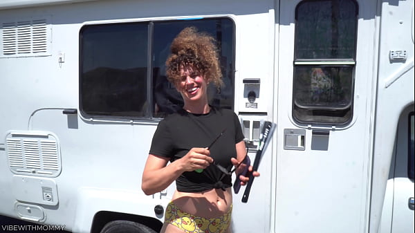 video.okuedbf84a0 हताश तलाकशुदा एमआईएलए अजनबी को चोदते हैं