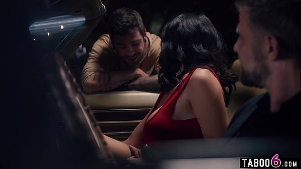 video.otfdvph6d04 विशाल स्तन लैटिना पत्नी पति और अजनबी के साथ कामुक सार्वजनिक सेक्स