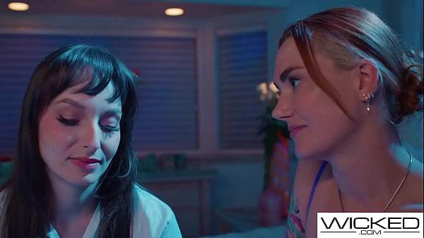 Wicked - Lexi Luna Fulfills Her Fantasy Of Eating Out Her 1st Hot Redhead Pussy — video thumbnail