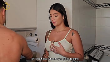 video.otulifb3820 I seduce my roommate and give him a taste of my juicy pussy and big ass - Salome Gil