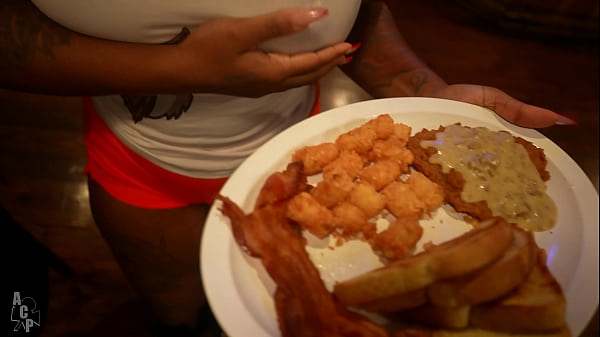 Siren Nudist Serves Big Dick Customer At Hooters And Later Goes To His House To Get Fucked — video thumbnail