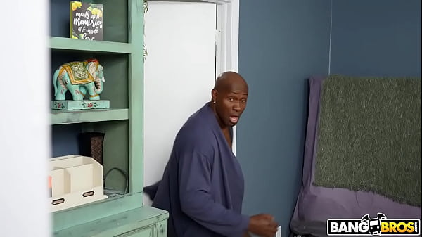 video.udbmotka36e Full video hereJewelz Needs a Big Dick