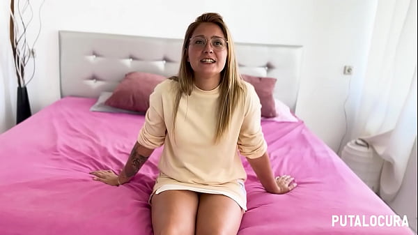 video.udcldik5467 PutaLocura - The hot girl from La Mancha Lucía Gold swallows Torbe's cum while caught.