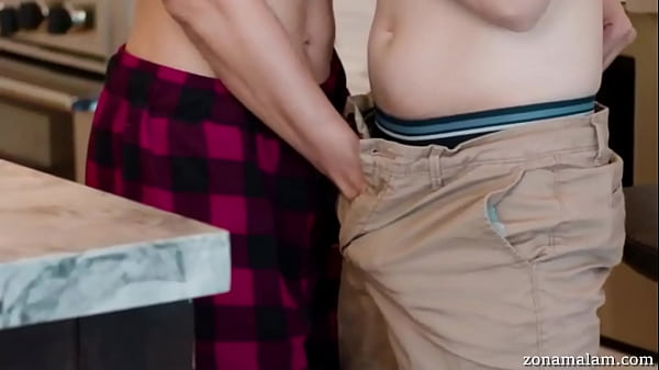 video.udeepfkc6ad Penny MILF The Lover Of His Stepmom’s - Penny Barber