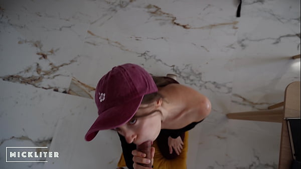 video.udfvdpb7964 The pizza girl ate my pizza and wanted to run away. I made her suck