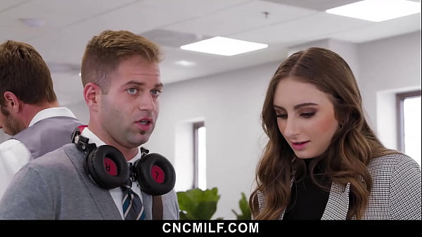 video.udhotuke814 Employees Can Fuck Anyone in The Freeuse Office - Cncmilf