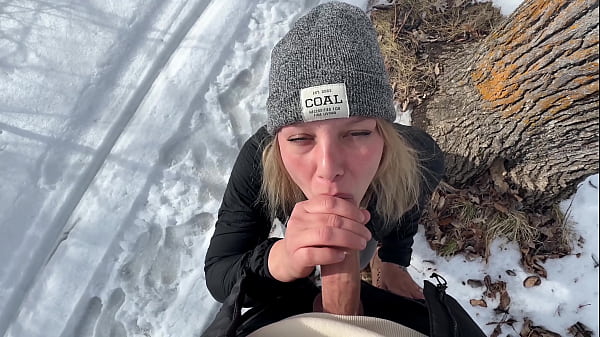 Outdoor Sex in the Park in Winter — video thumbnail