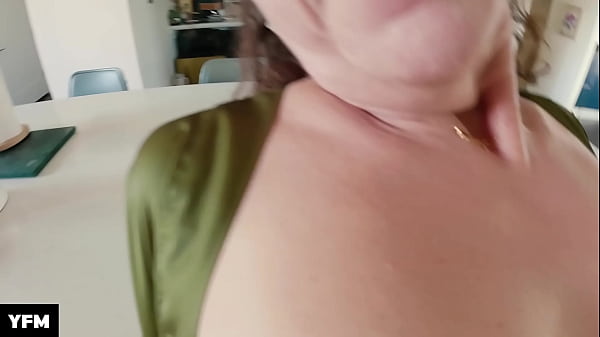 EatingOut StepMom in the Kitchen — video thumbnail