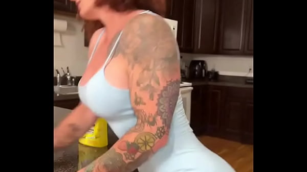 video.ueblbada609 Happy Mothers Day to all the sexy step-mothers too ?? reallucipower