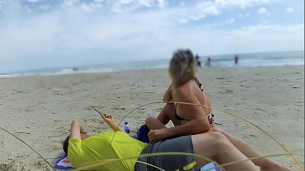 video.ueedppb71d6 मैं फिर से सबके सामने वीर्य निकालता हूँ!