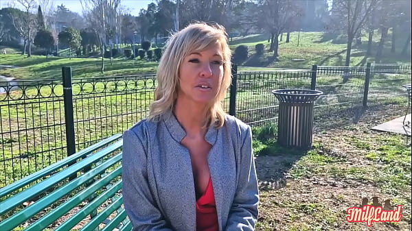video.uekaiokb64d Emmy, a hot Belgian milf Part 1