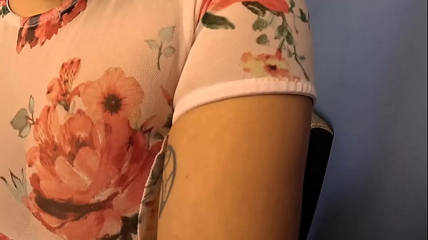 video.uekbtlv5bb6 My stepbrother visits me at my new apartment and as a welcome gift he gives me his cock as hard and thick as I remember it from when we were young, I loved it