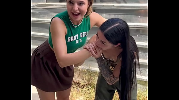 video.uepecpk95a3 Full video hereVENOM EVIL MEETS KAITLYN KATSAROS AND BELLA