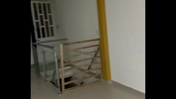 video.uevpmih9363 मैं अपना घर बेच रहा हूं और क्लाइंट मुझे रसोई में चोदते हैं