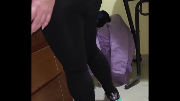 video.ufdmoek198a I HIRE A CLEANING GIRL AND THE BITCH COMES WITH TRANSPARENT LEGGINGS AND A THREAD