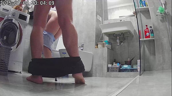 video.ufelkdmd6f3 Wife sleeps with her husband's friends for his debts. Real