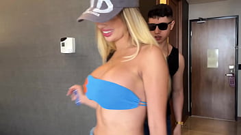 VIDEO.UFIEACK4B62 I INVITED A MEXICAN FAN TO FUCK WITH ME BEFORE GOING BACK TO MY COUNTRY AND HE LEFT ME FULL OF CUM