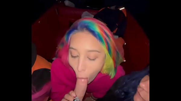 video.ufkhmto87ec Girls surprised guy and sucked him off on boat