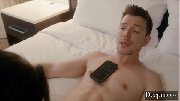 video.uftcckd9d75 VIXENPLUS Husband on the Phone with his Wife While Cheating with Nia Nacci